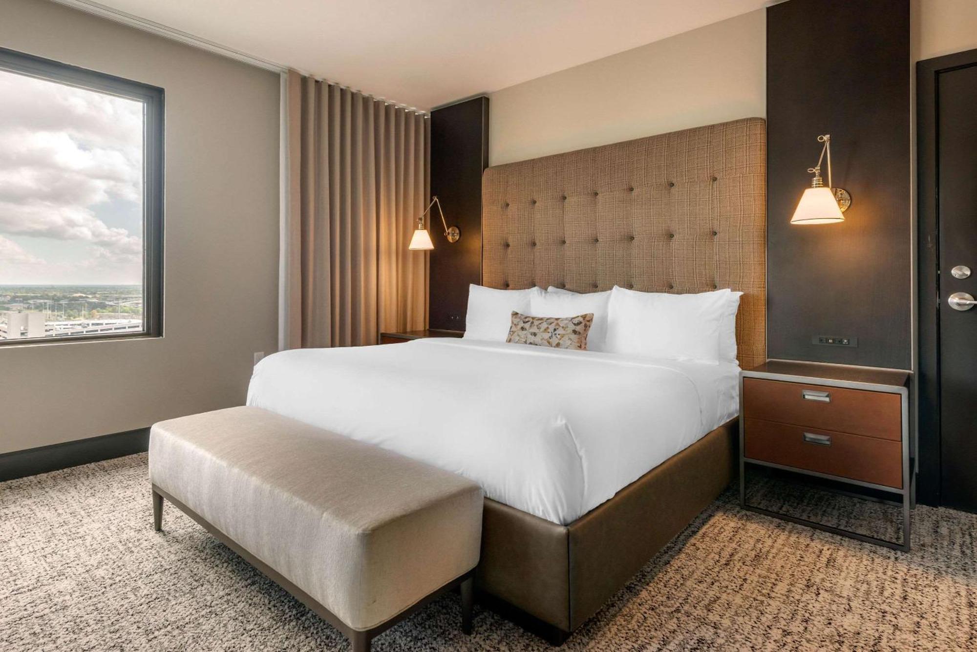 Cambria Hotel Houston Downtown Convention Center Kültér fotó